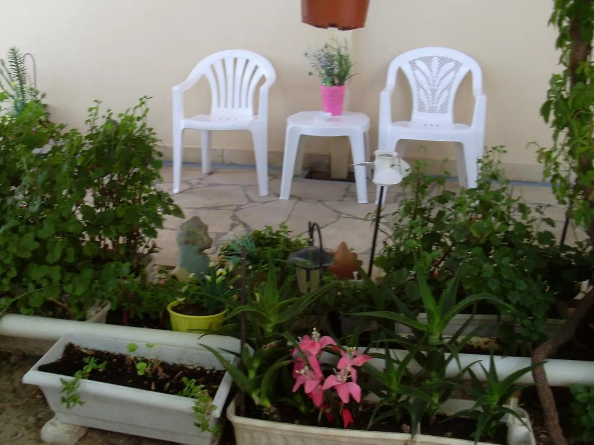 Mariangela Apartments Lixouri