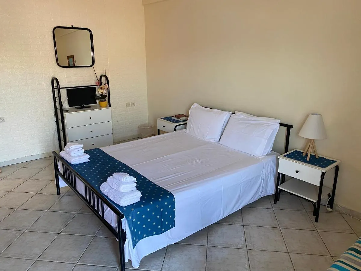 Mariangela Apartments Lixouri